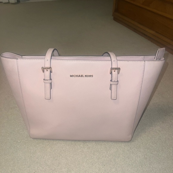 Michael Kors Light Pink Jet Set Travel Tote Purse - Picture 3 of 16